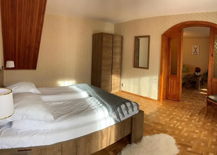 Paradise Gorny Restauracja Viva La Pizza Przy Wyciagu Na Kope Gasthof 3*